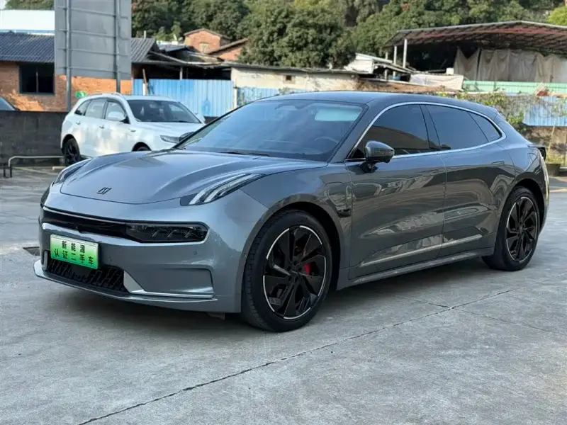 Zeekr 001