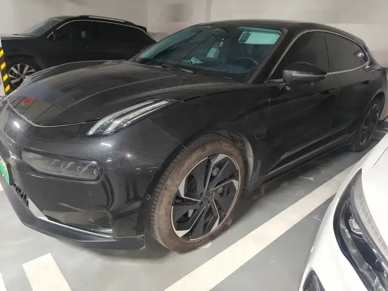 Zeekr 001