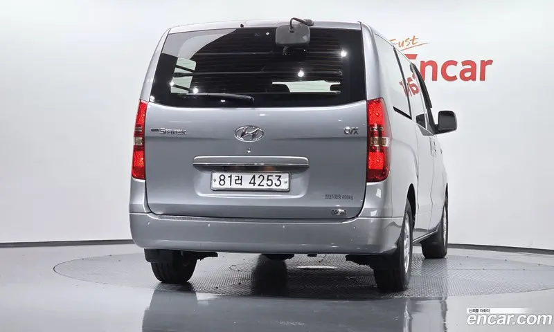 Hyundai H-1
