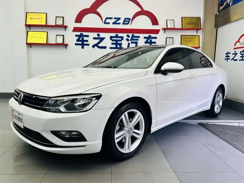 Volkswagen Lamando