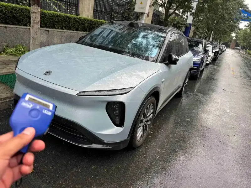 NIO ES6