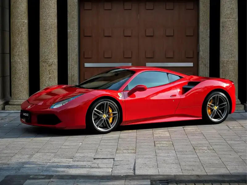 Ferrari 488