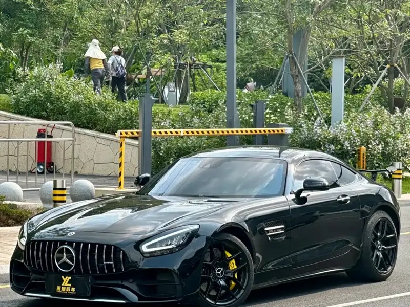 Mercedes-Benz AMG GT