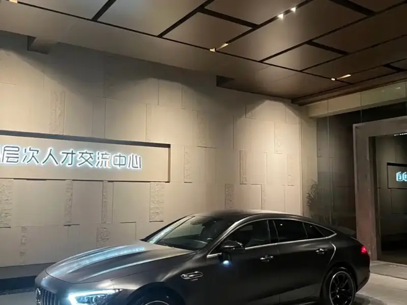 Mercedes-Benz AMG GT