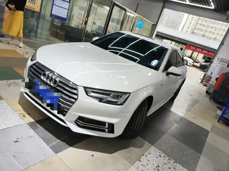 Audi A4L