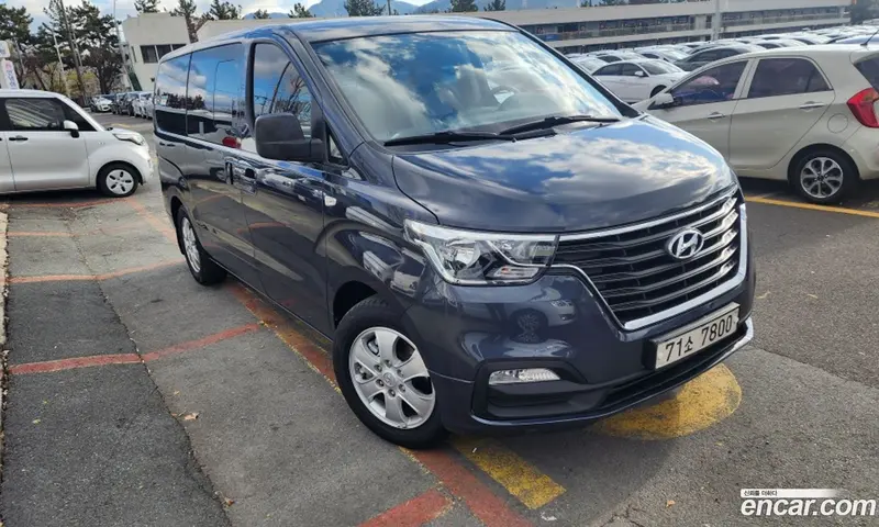 Hyundai H-1 (Starex)