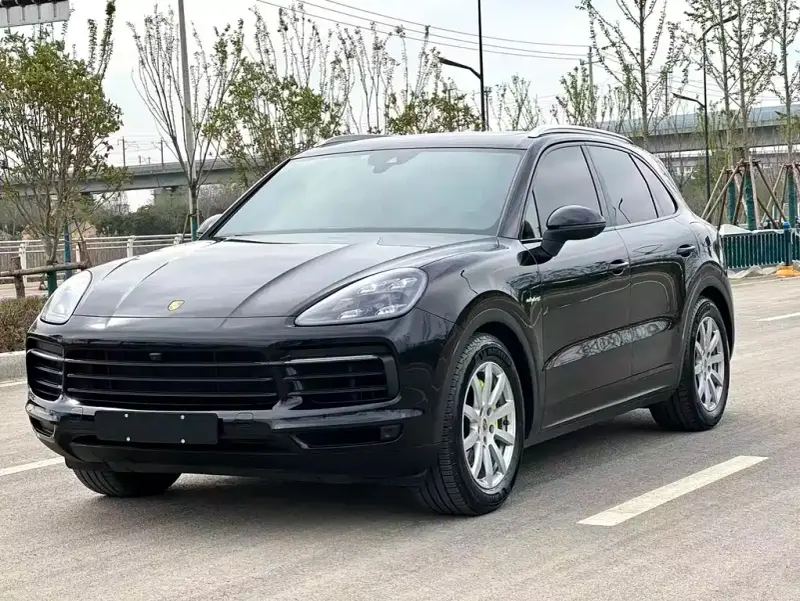 Porsche Cayenne Hybrid