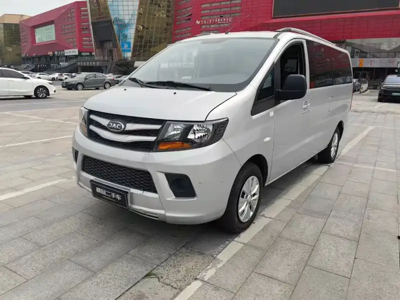 JAC Refine Refine M3