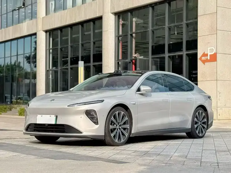 NIO ET7