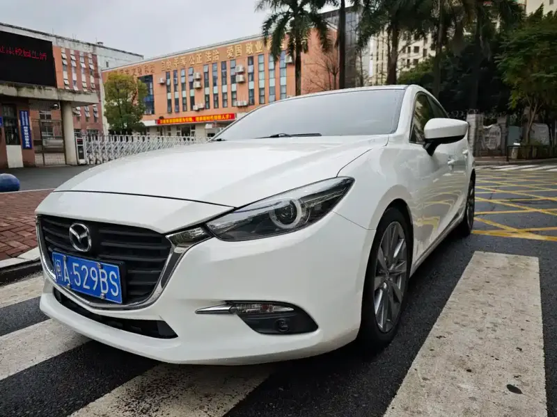 Mazda 3 Axela
