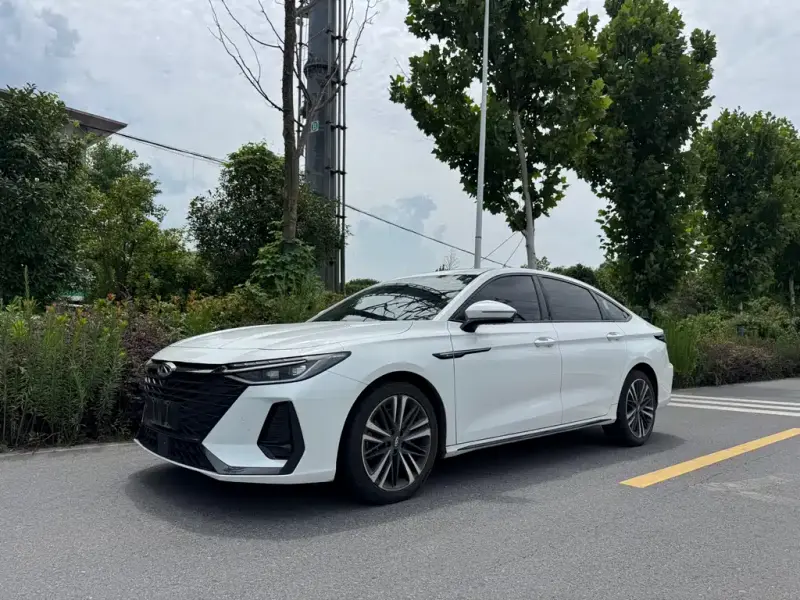 Chery Arrizo 8
