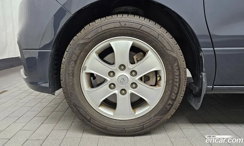 Hyundai H-1 (Starex)