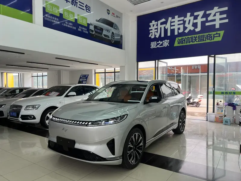 Dongfeng Yipai 008