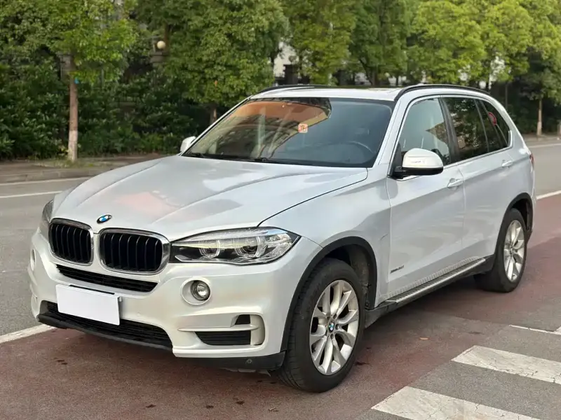 BMW X5 (Import)