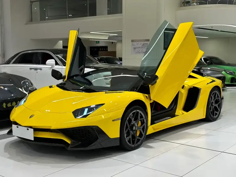 Lamborghini Aventador