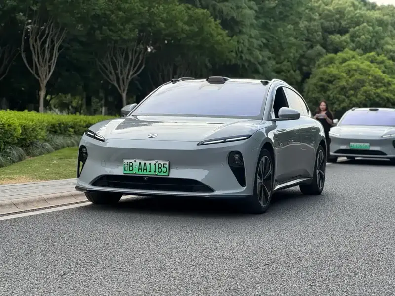 NIO ET5T