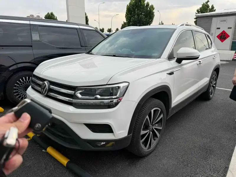 Volkswagen Tharu