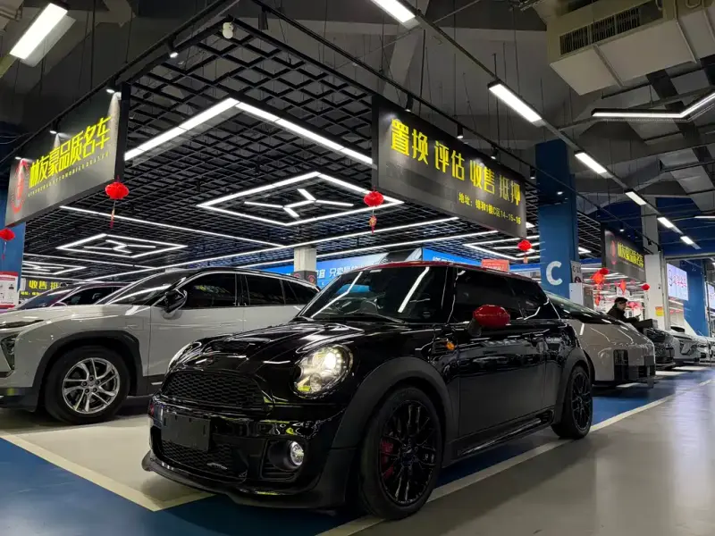 MINI Mini JCW