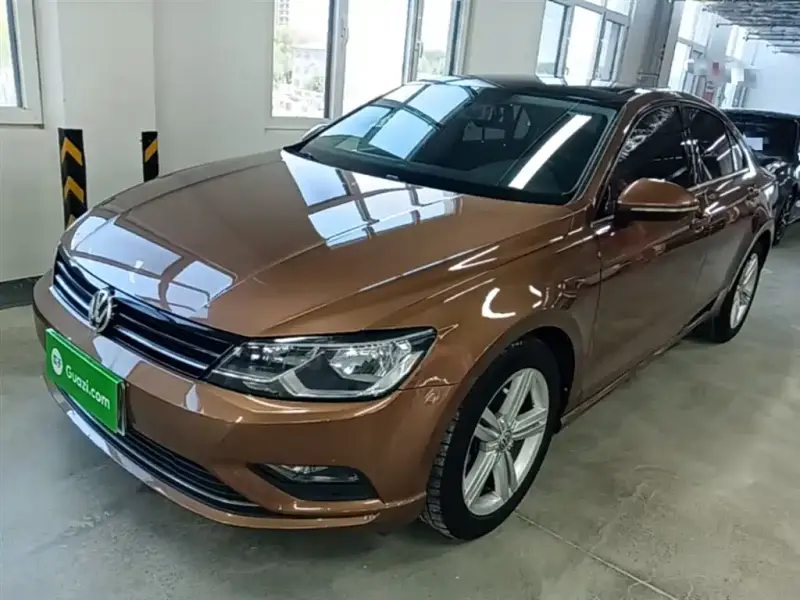 Volkswagen Lamando