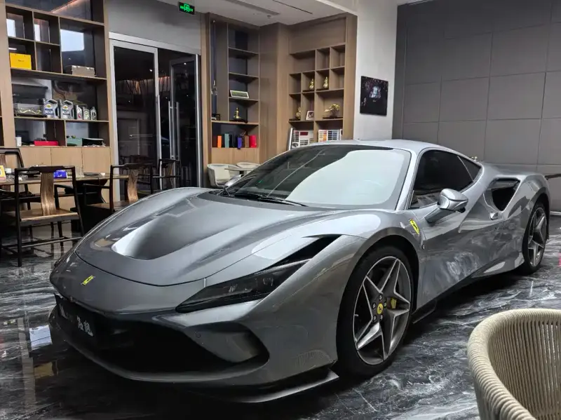Ferrari F8