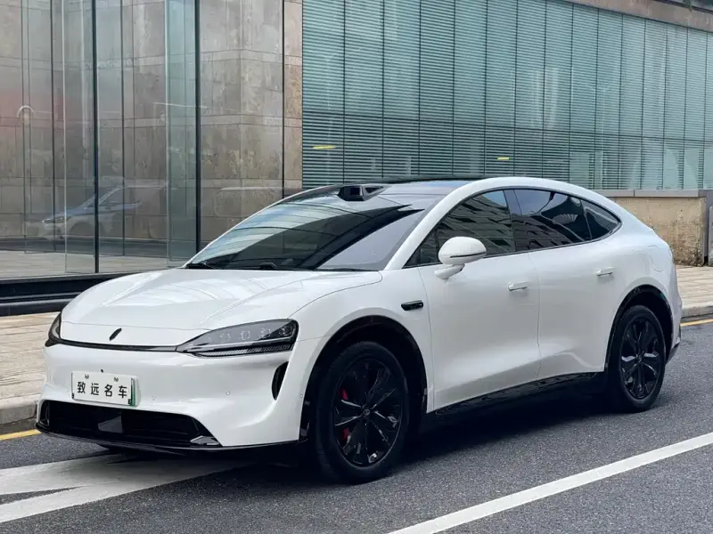 Luxeed Zhijie R7