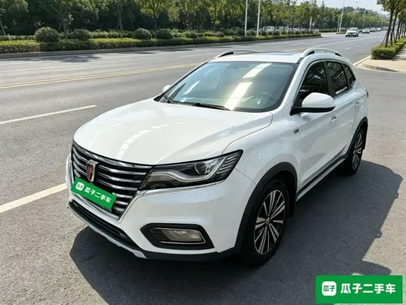 Roewe MG HS (RX5)
