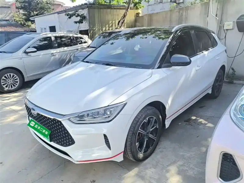 BYD e2