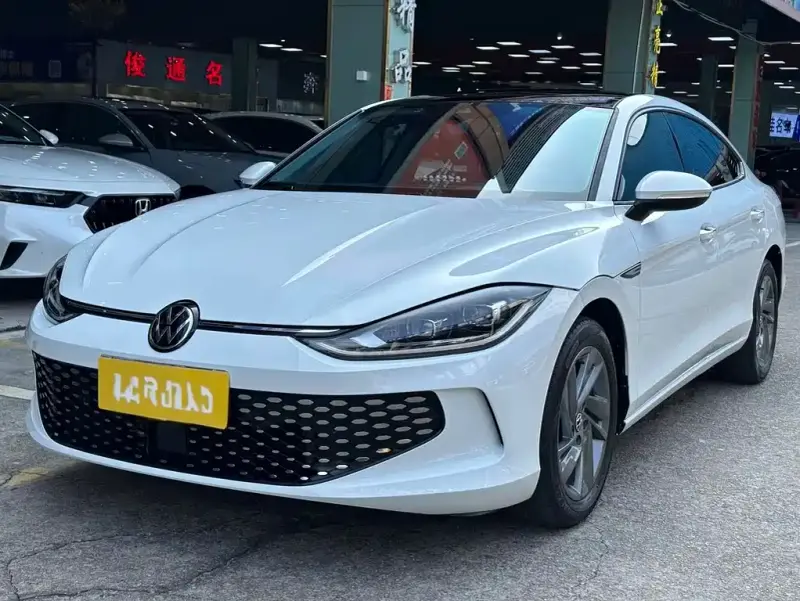 Volkswagen Lamando
