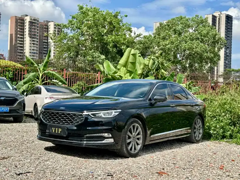 Ford Taurus