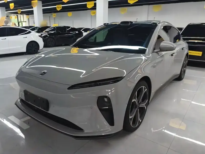 NIO ET5T