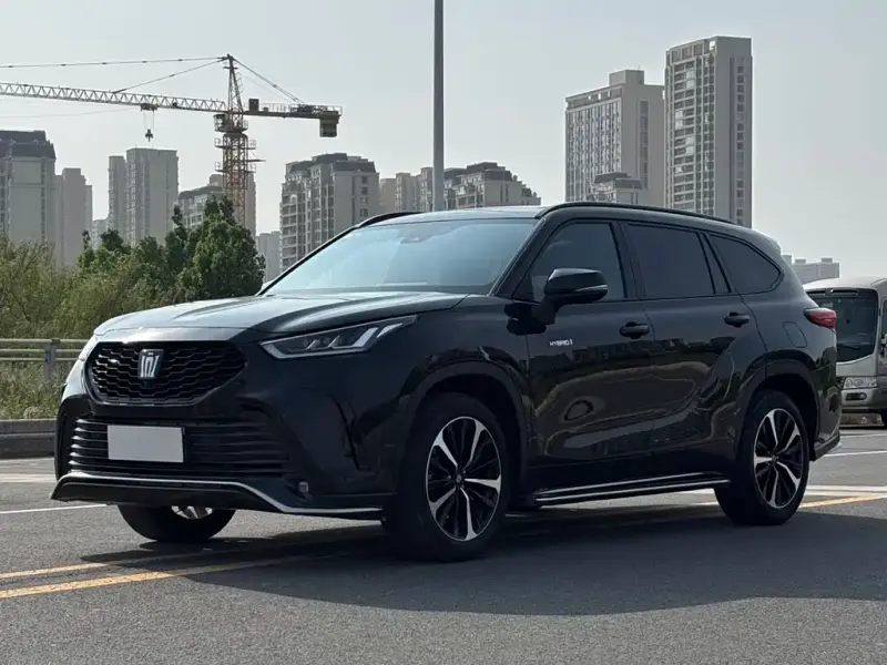 Toyota Crown Kluger
