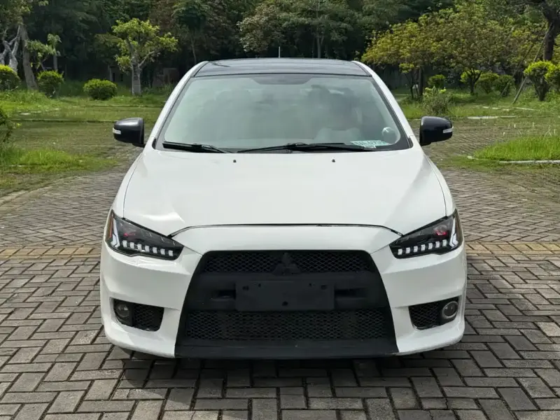 Mitsubishi Lancer EX