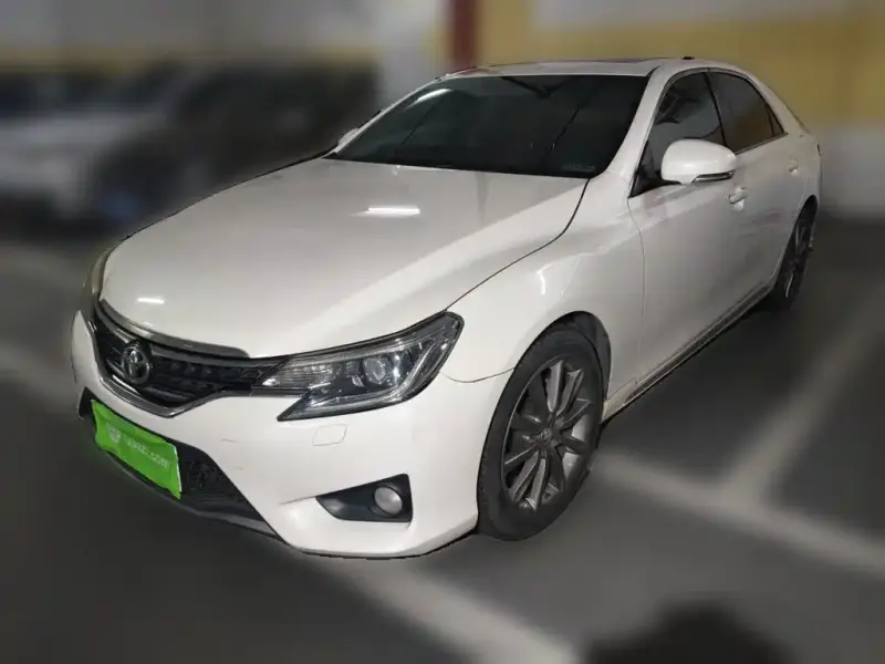 Toyota Reiz