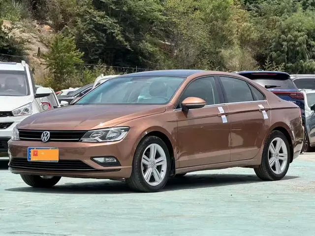 Volkswagen Lamando