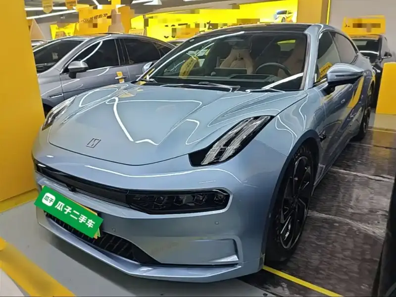 Zeekr 001