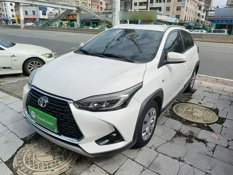Toyota Yaris L
