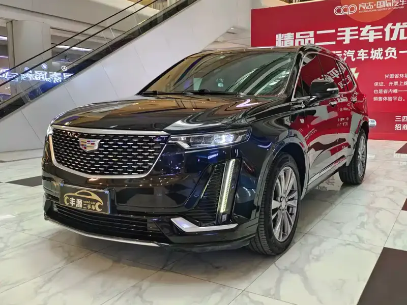 Cadillac XT6