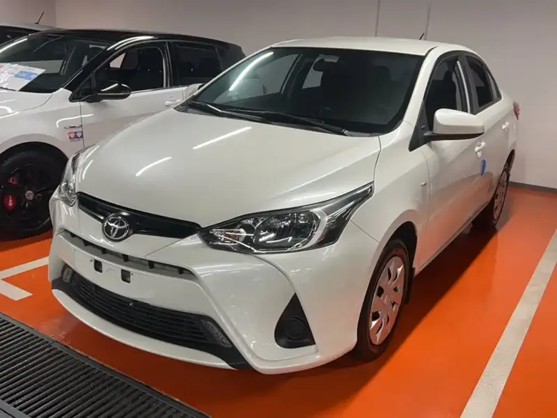 Toyota Yaris L