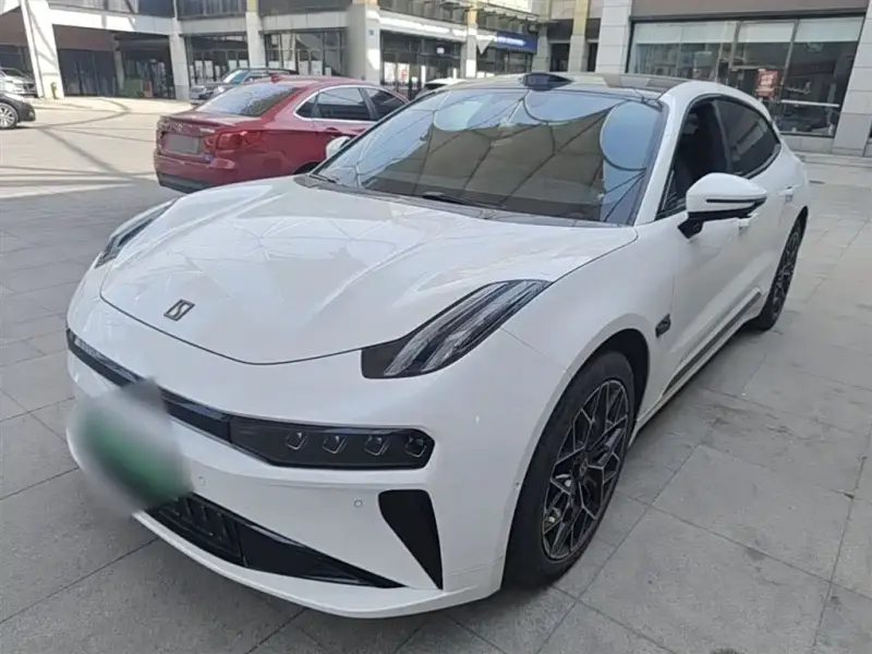 Zeekr 001