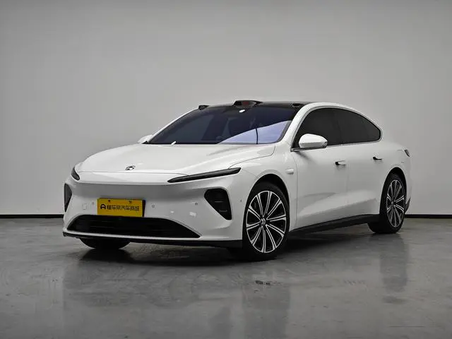 NIO ET7