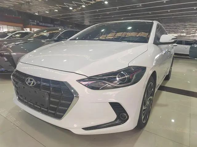 Hyundai Elantra Lingdong