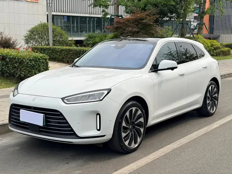 AITO M5