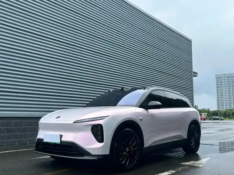 NIO ES6
