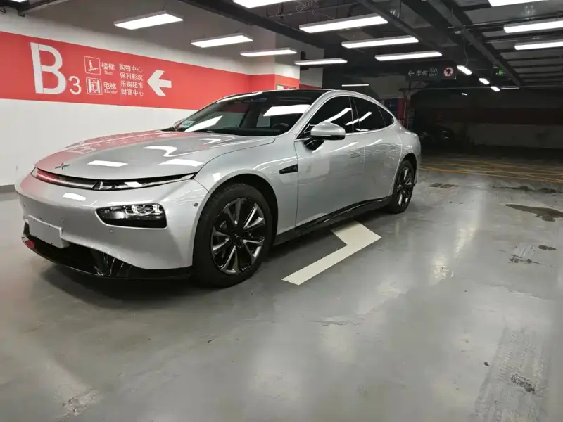 XPeng P7