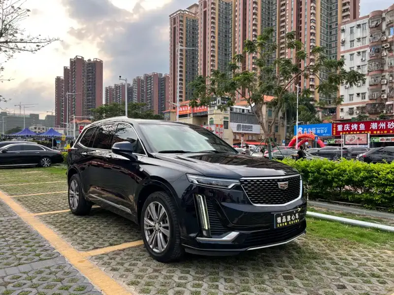 Cadillac XT6