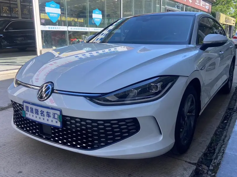 Volkswagen Lamando