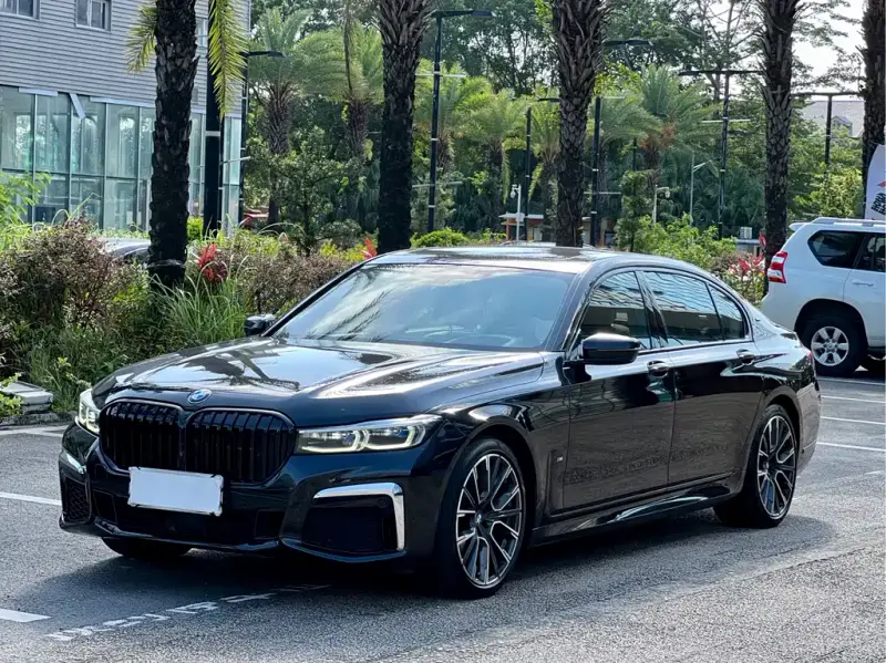 BMW 7-Series