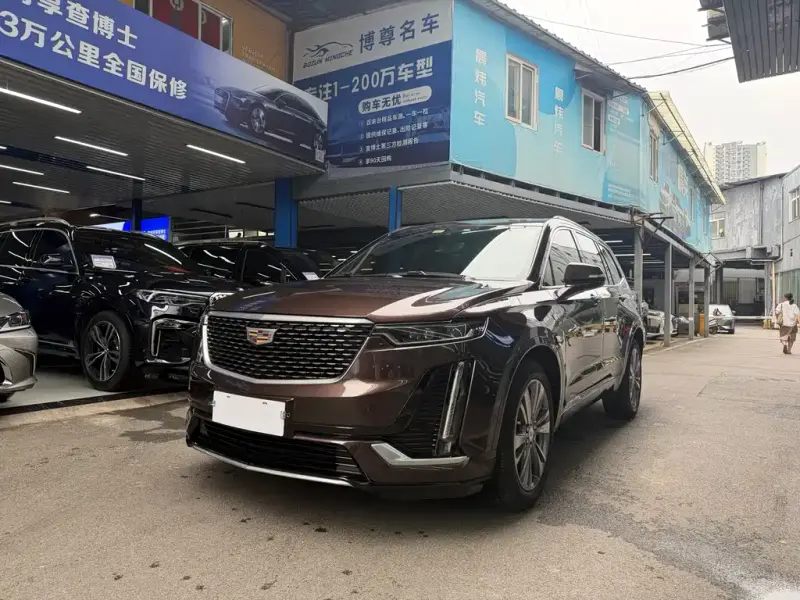 Cadillac XT6