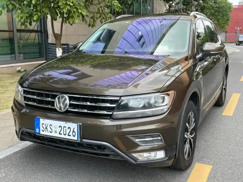 Volkswagen Tiguan L
