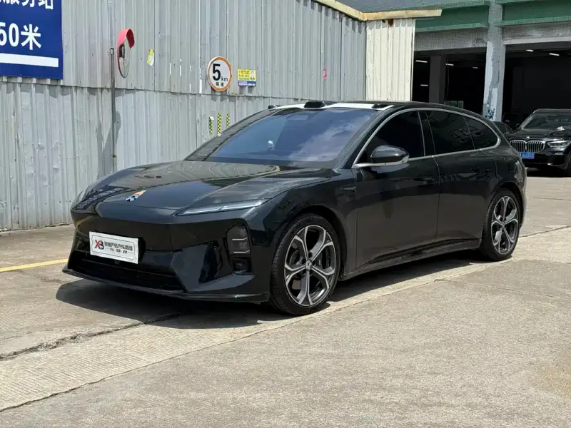 NIO ET5T